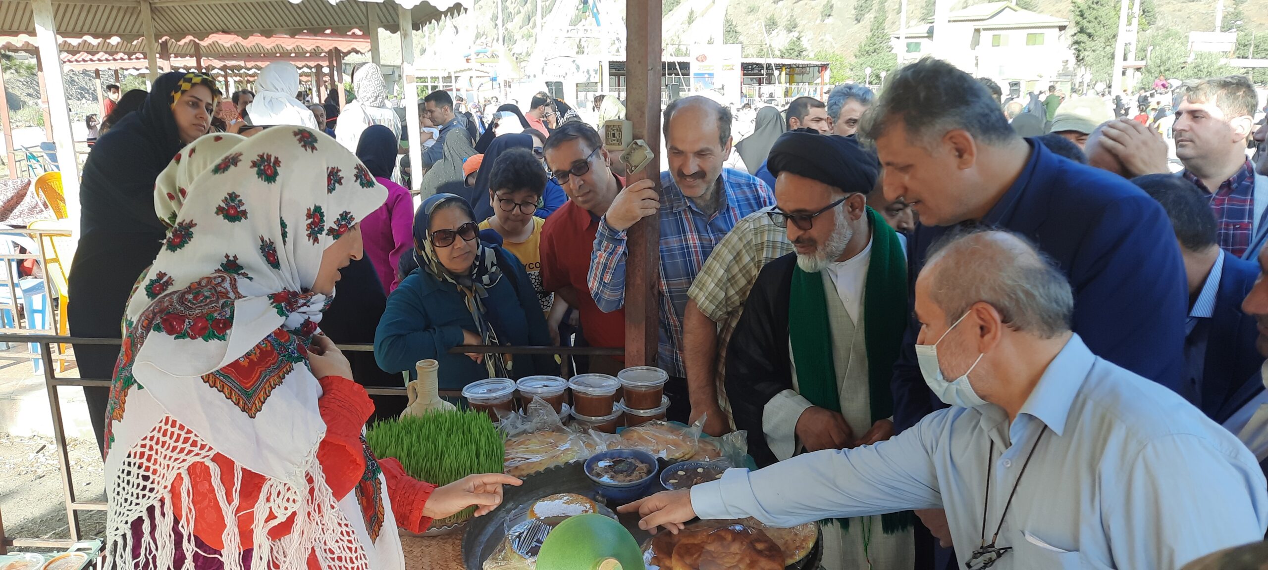 اولین جشنواره مسابقه غذاهای محلی رودباری